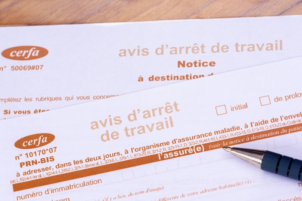 Arrêts maladie longue durée : durcissement des règles d’indemnisation !